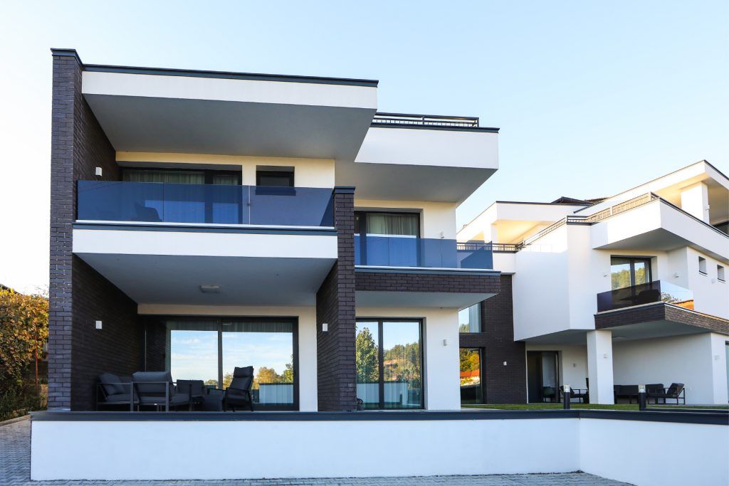 Graffit Luxury Houses